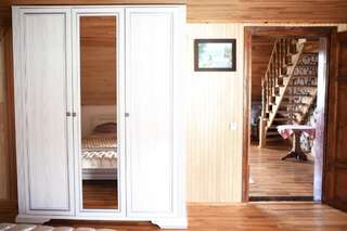 Гостевой дом Sadyba Pogar Славское Двухуровневый люкс-8