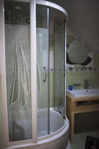 Гостевой дом Sadyba Pogar Славское Двухуровневый люкс-13